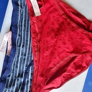 Victoria's Secrets 2 pair panties